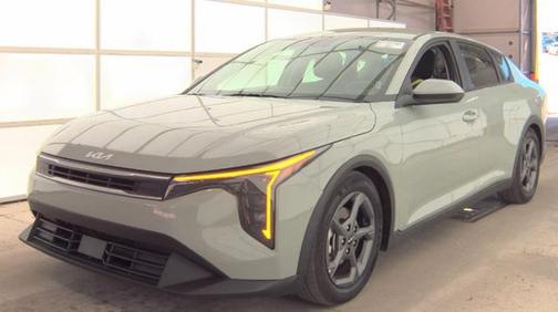 Morning Haze 2025 Kia K4 LXS