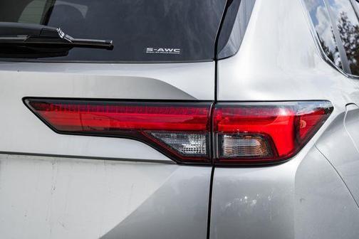 2022 Mitsubishi Outlander ES 2.5 S-AWC
