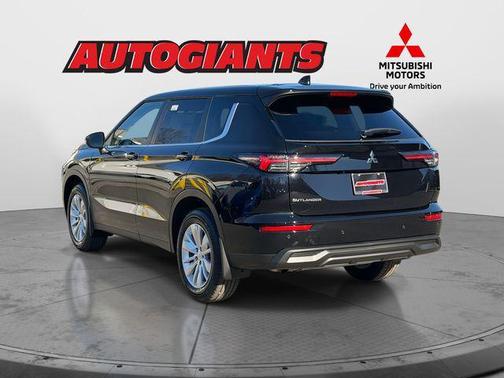 2026 Mitsubishi Outlander ES 2.5 2WD