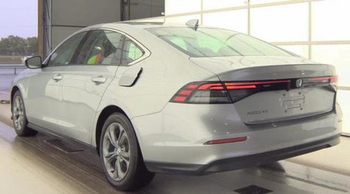 Solar Silver Metallic 2024 Honda Accord EX