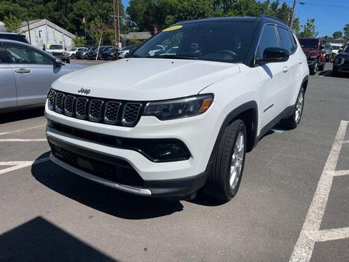 Bright White Clearcoat 2025 Jeep Compass Limited