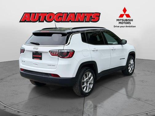 Bright White Clearcoat 2025 Jeep Compass Limited