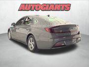 2022 Hyundai SONATA SE