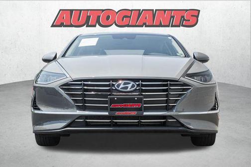 2022 Hyundai SONATA SE