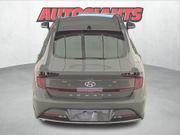 2022 Hyundai SONATA SE