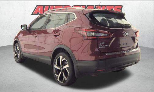 2022 Nissan Rogue Sport SL