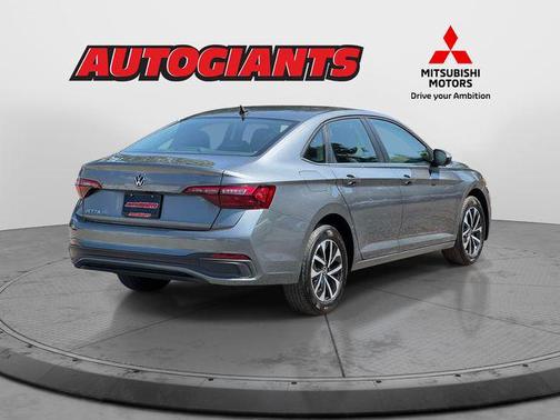 Platinum Gray Metallic 2024 Volkswagen Jetta 1.5T S