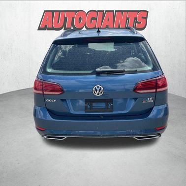 2018 Volkswagen Golf SportWagen TSI S
