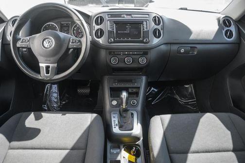 2017 Volkswagen Tiguan Limited 2.0T