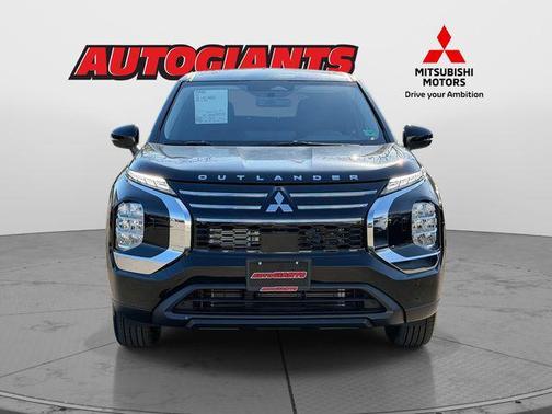 2026 Mitsubishi Outlander ES 2.5 S-AWC