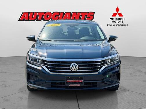 Blue Metallic 2022 Volkswagen Passat 2.0T SE