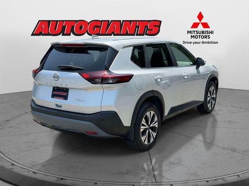 Brilliant Silver Metallic 2023 Nissan Rogue SV