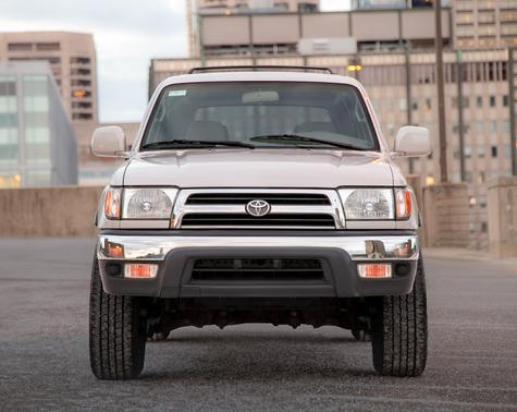 2000 Toyota 4Runner SR5 4WD