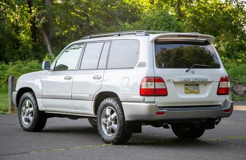 2007 Toyota Land Cruiser Base