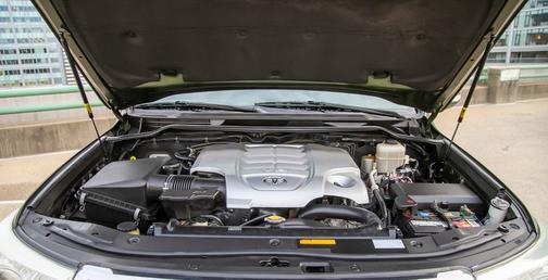 2013 Toyota Land Cruiser Base