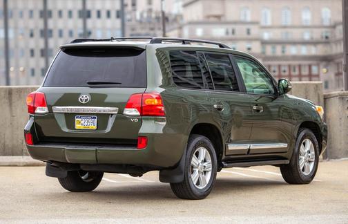 2013 Toyota Land Cruiser Base