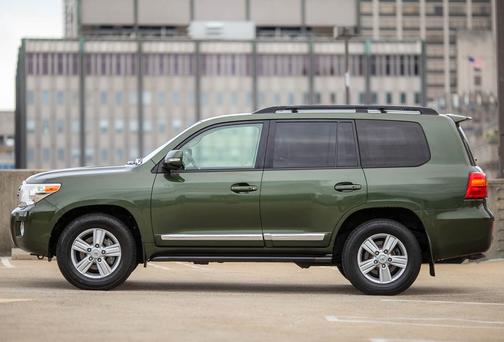 2013 Toyota Land Cruiser Base