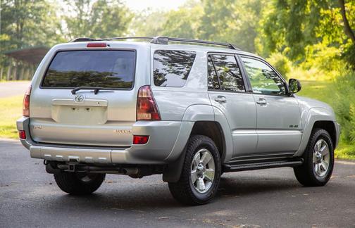 2005 Toyota 4Runner SR5 V8