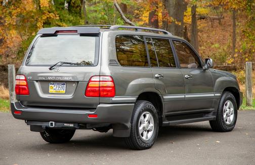1999 Toyota Land Cruiser Base