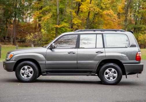 1999 Toyota Land Cruiser Base