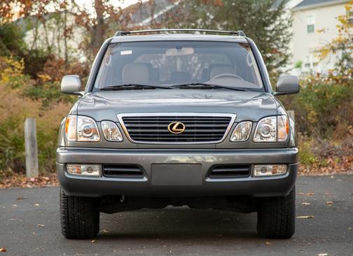 1999 Lexus LX 470 Base