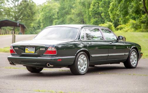 2003 Jaguar XJ8 Super V8