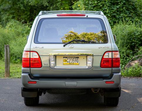 2003 Lexus LX 470 Base