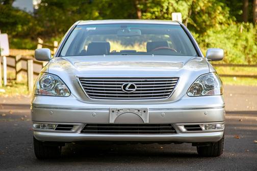 2004 Lexus LS 430 Base