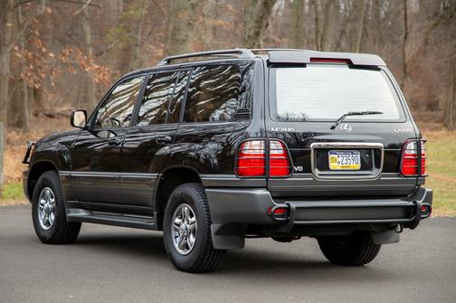 2002 Lexus LX 470 Base