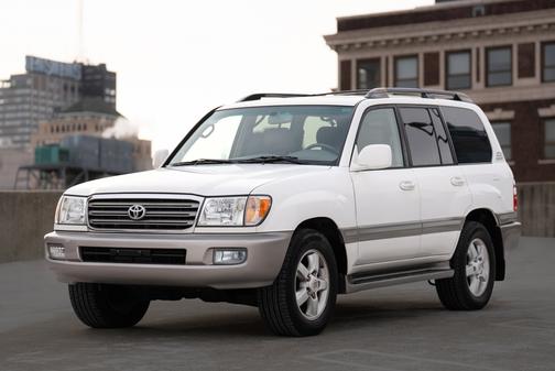 2004 Toyota Land Cruiser Base