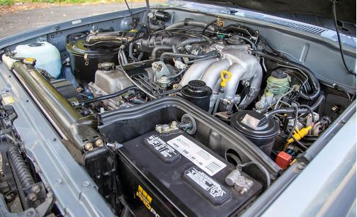 1996 Toyota Land Cruiser Base