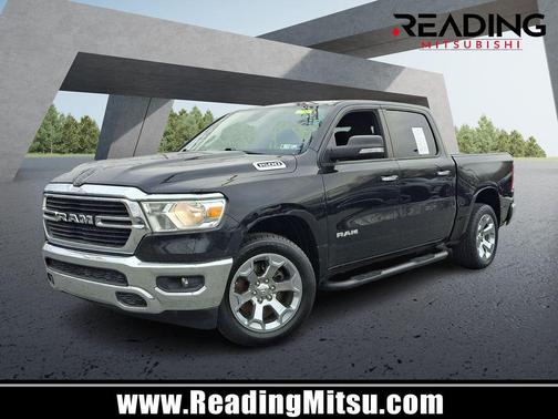 Diamond Black Crystal Pearlcoat 2019 RAM 1500 Big Horn