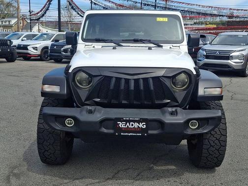 Bright White Clearcoat 2019 Jeep Wrangler Unlimited Sport