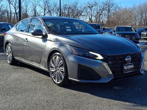 Gun Metallic 2023 Nissan Altima 2.5 SL