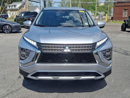 Silver 2025 Mitsubishi Eclipse Cross SE
