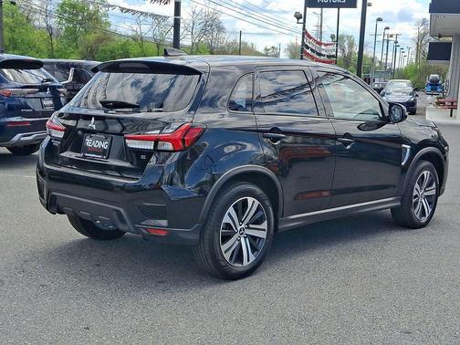 Labrador Black Pearl 2025 Mitsubishi Outlander Sport 2.0 LE