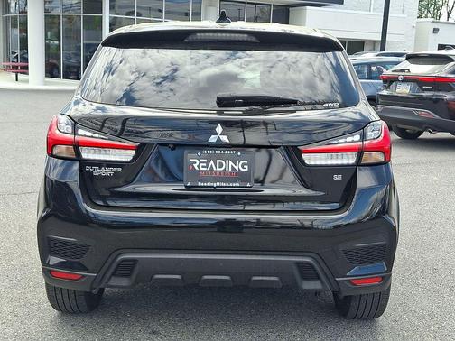 Labrador Black Pearl 2025 Mitsubishi Outlander Sport 2.0 LE