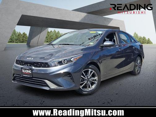 Gravity Gray 2024 Kia Forte LXS