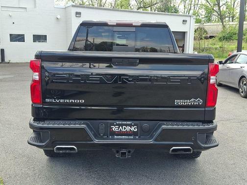 Black 2019 Chevrolet Silverado 1500 High Country