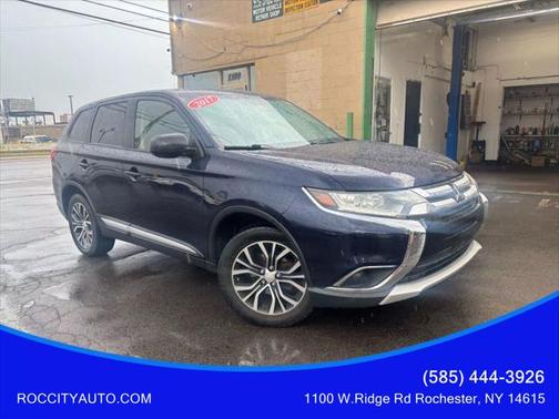 2017 Mitsubishi Outlander ES