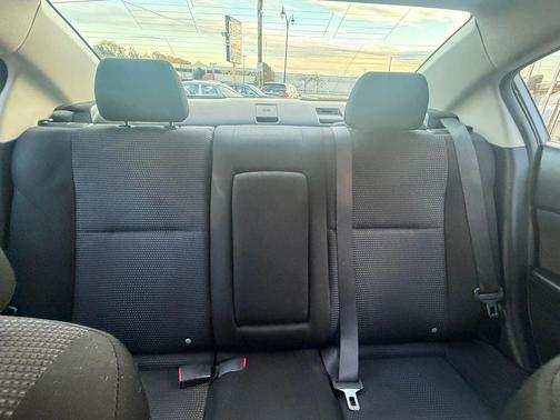 2013 Mazda Mazda3 i Touring