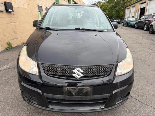 2012 Suzuki SX4 Tech Valu Pkg (NAV)