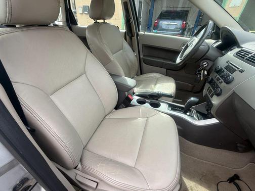 Silver 2010 Ford Focus SEL