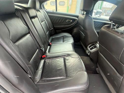 2016 Ford Taurus SEL