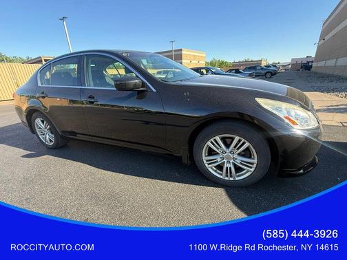 Black 2013 INFINITI G37x Base
