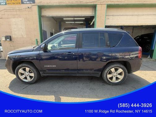 Blue 2014 Jeep Compass Latitude