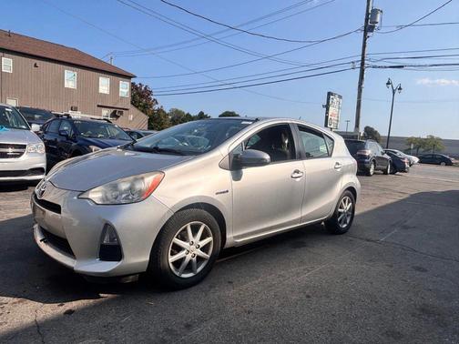 2013 Toyota Prius c Three