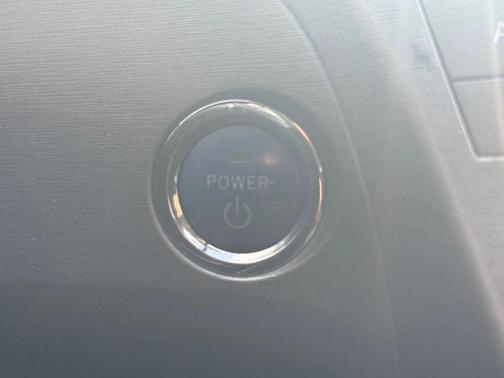 2013 Toyota Prius One