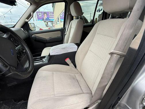 2008 Ford Explorer XLT