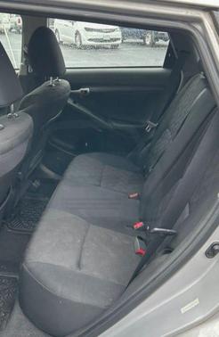 2010 Pontiac Vibe Base